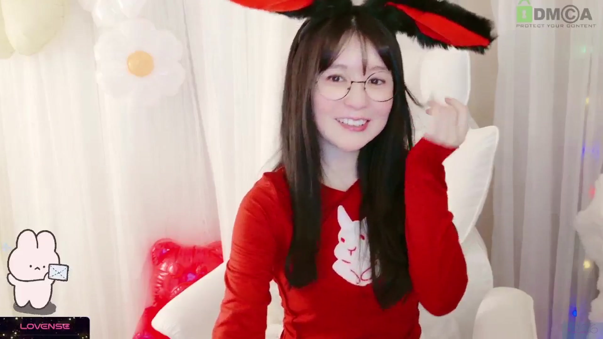 Gallery image thumbnail from meowpafupafu's myfreecams stream on, 04/19/2025, 05:44 image 17 of 20