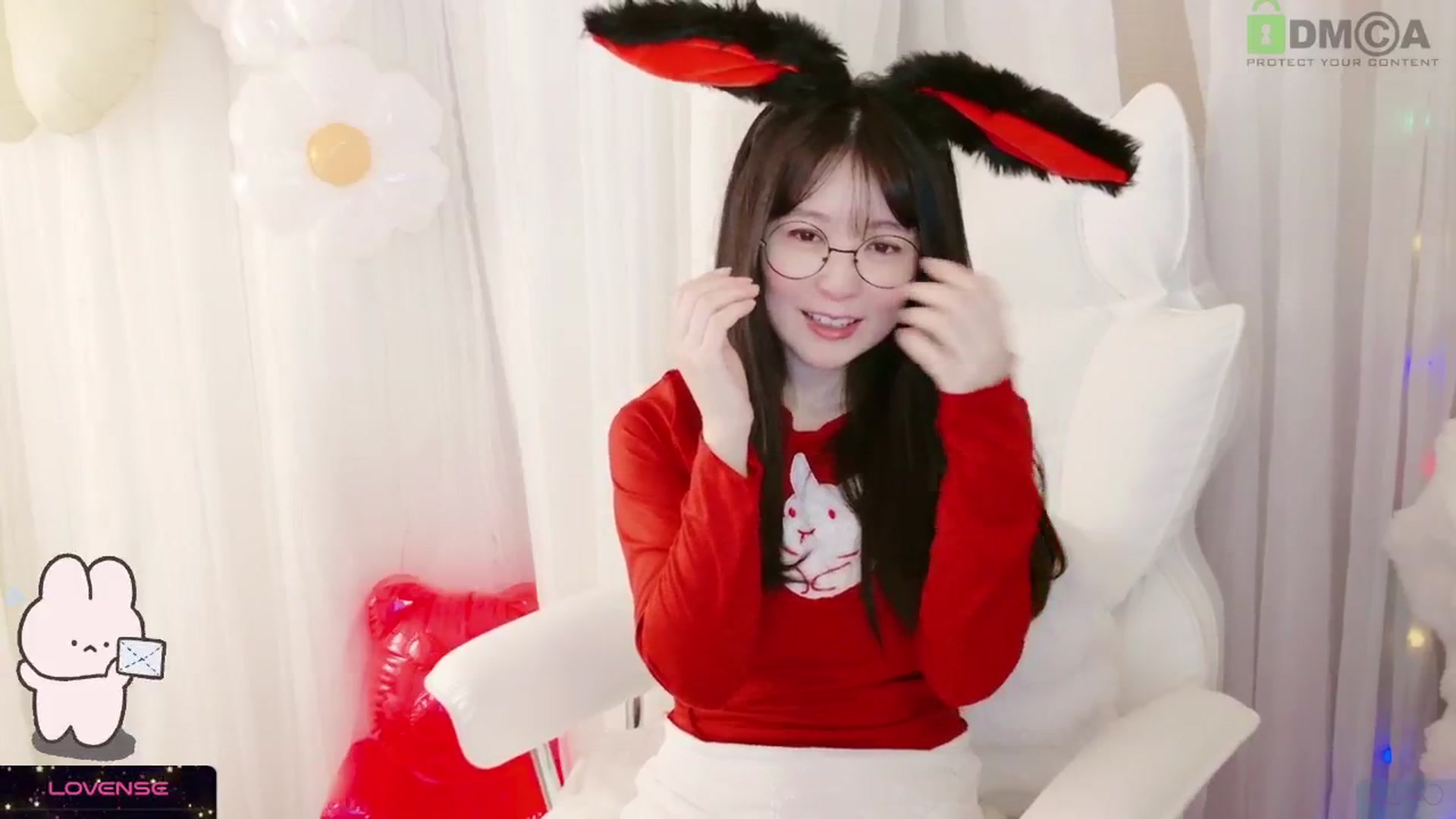 Gallery image thumbnail from meowpafupafu's myfreecams stream on, 04/19/2025, 05:44 image 13 of 20