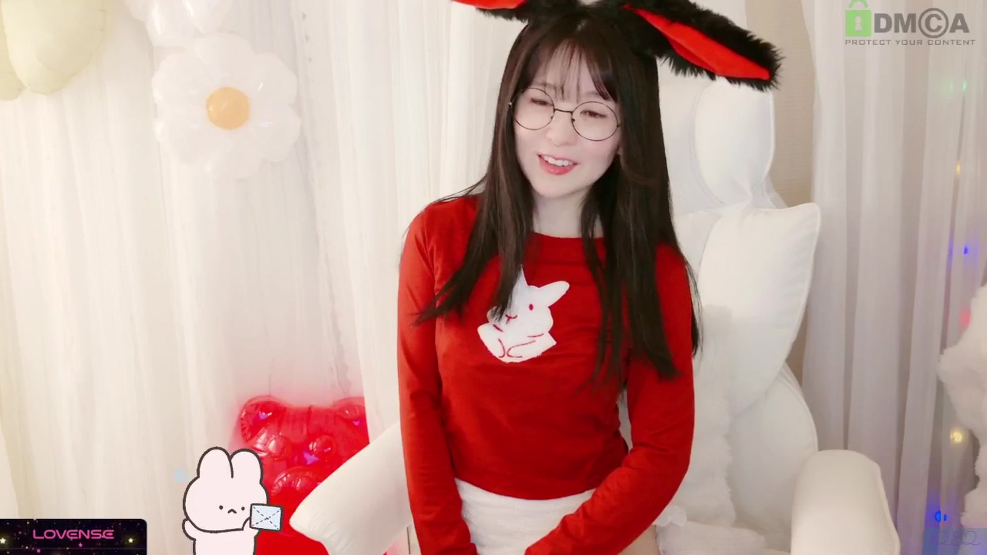 Gallery image thumbnail from meowpafupafu's myfreecams stream on, 04/19/2025, 05:44 image 6 of 20