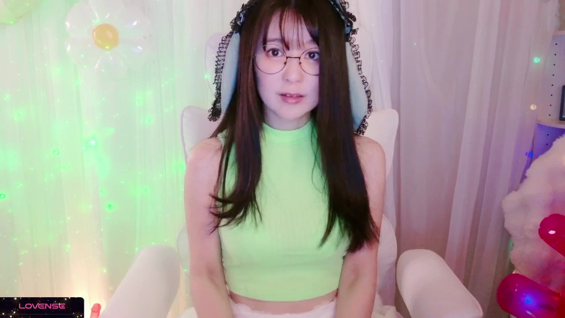 Gallery image thumbnail from meowpafupafu's myfreecams stream on, 04/20/2025, 06:16 image 3 of 20