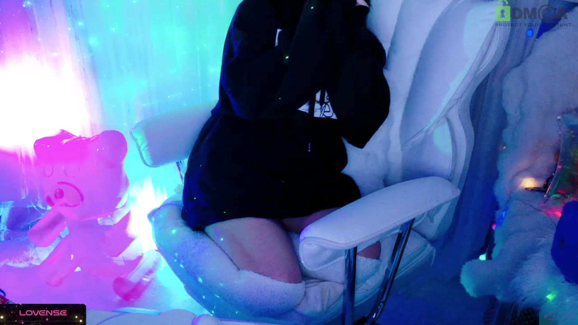Gallery image thumbnail from meowpafupafu's myfreecams stream on, 04/20/2025, 09:44 image 13 of 20