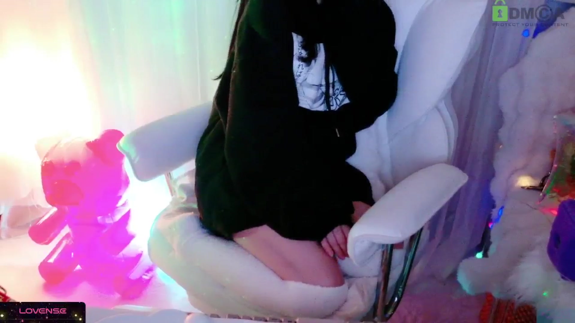 Gallery image thumbnail from meowpafupafu's myfreecams stream on, 04/20/2025, 09:44 image 11 of 20