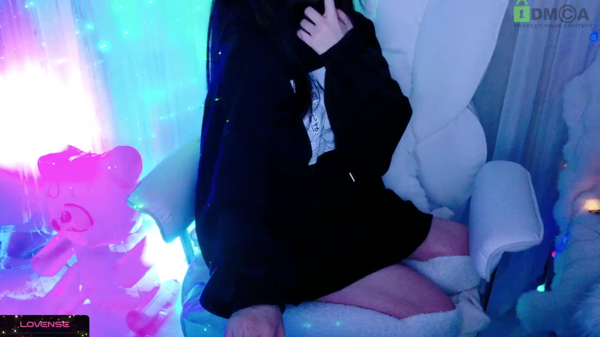 Gallery image thumbnail from meowpafupafu's myfreecams stream on, 04/20/2025, 09:44 image 14 of 20
