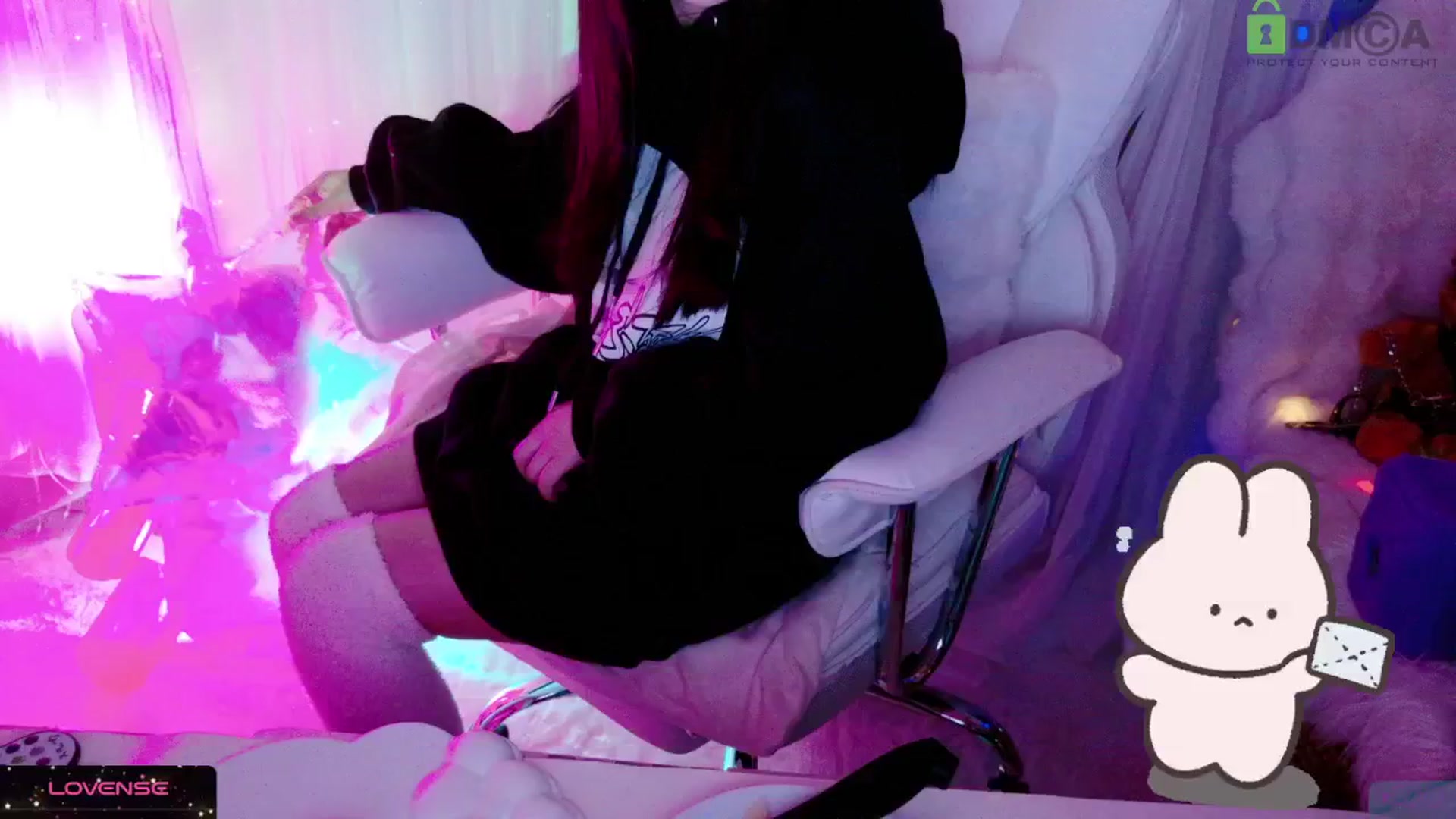 Gallery image thumbnail from meowpafupafu's myfreecams stream on, 04/20/2025, 09:44 image 1 of 20