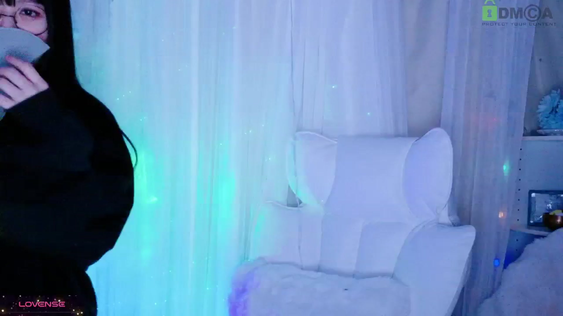 Gallery image thumbnail from meowpafupafu's myfreecams stream on, 04/20/2025, 10:03 image 17 of 20