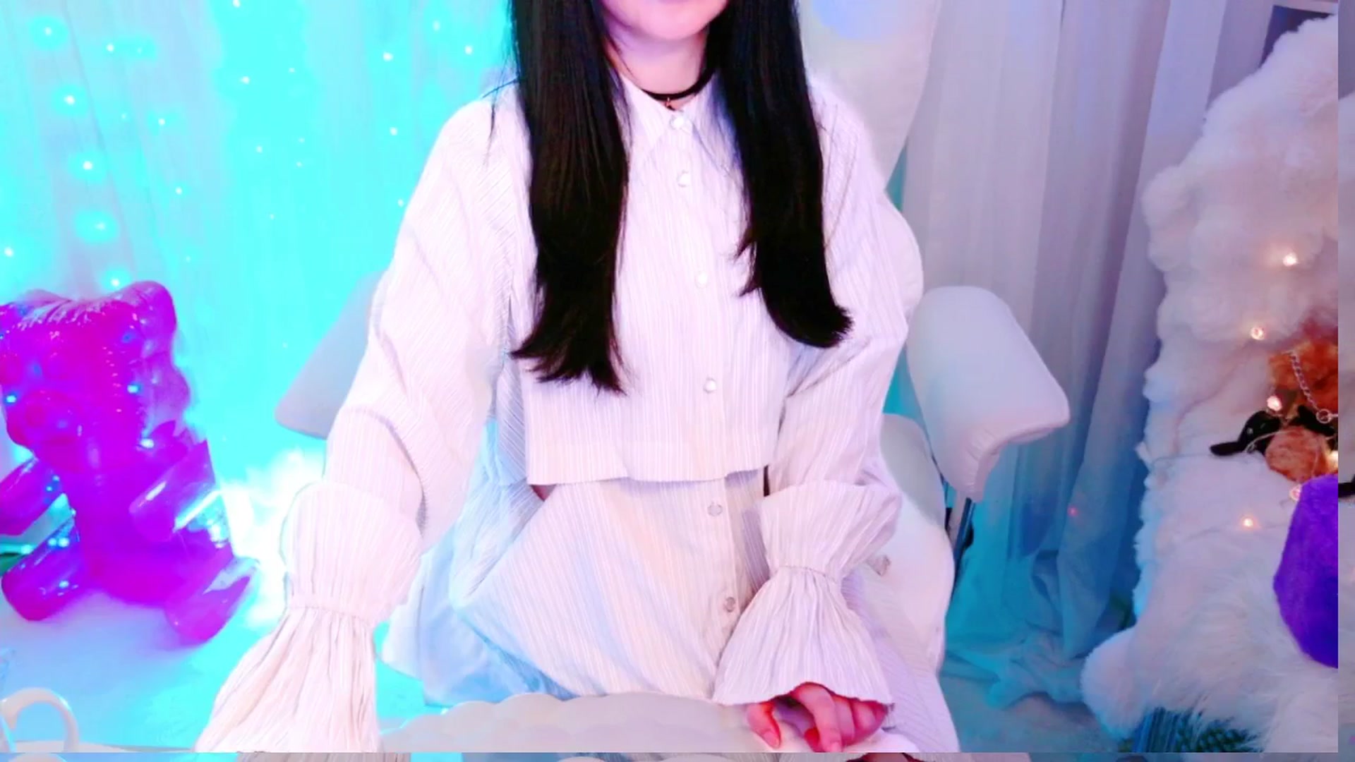 Gallery image thumbnail from meowpafupafu's myfreecams stream on, 04/24/2025, 06:20 image 10 of 20
