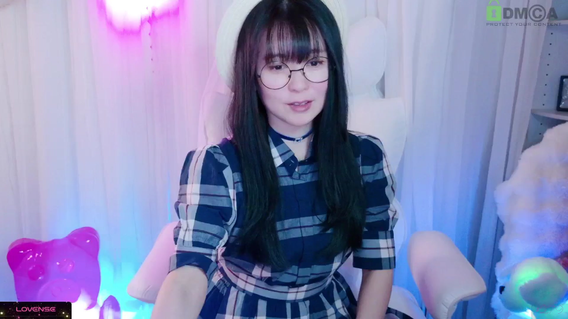 Gallery image thumbnail from meowpafupafu's myfreecams stream on, 04/26/2025, 05:59 image 14 of 20