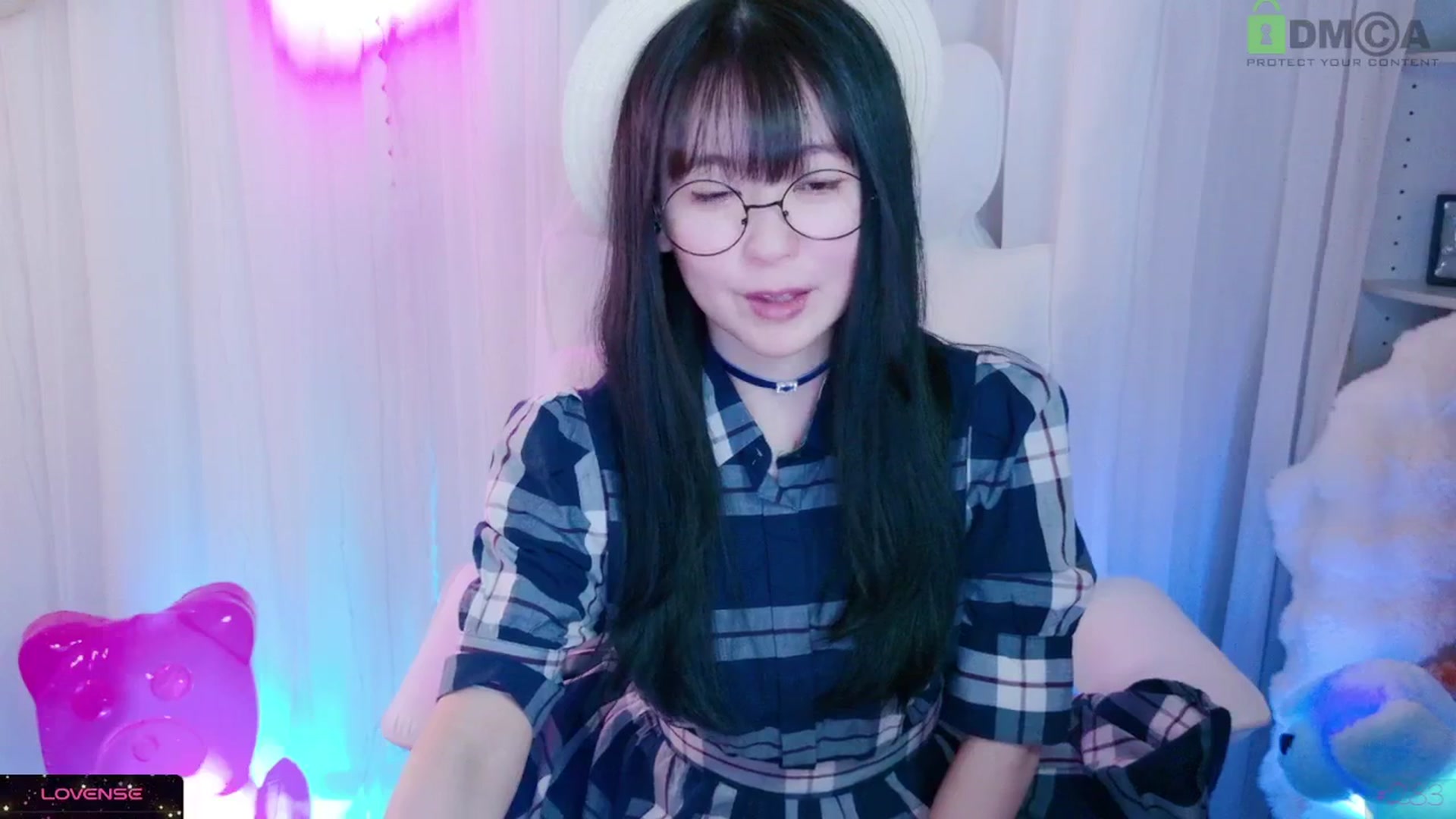 Gallery image thumbnail from meowpafupafu's myfreecams stream on, 04/26/2025, 05:59 image 13 of 20