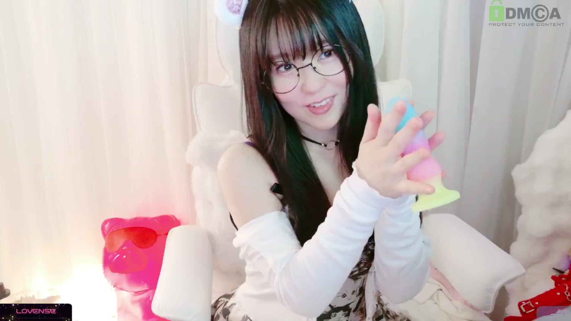 Gallery image thumbnail from meowpafupafu's myfreecams stream on, 04/27/2025, 05:49 image 18 of 20