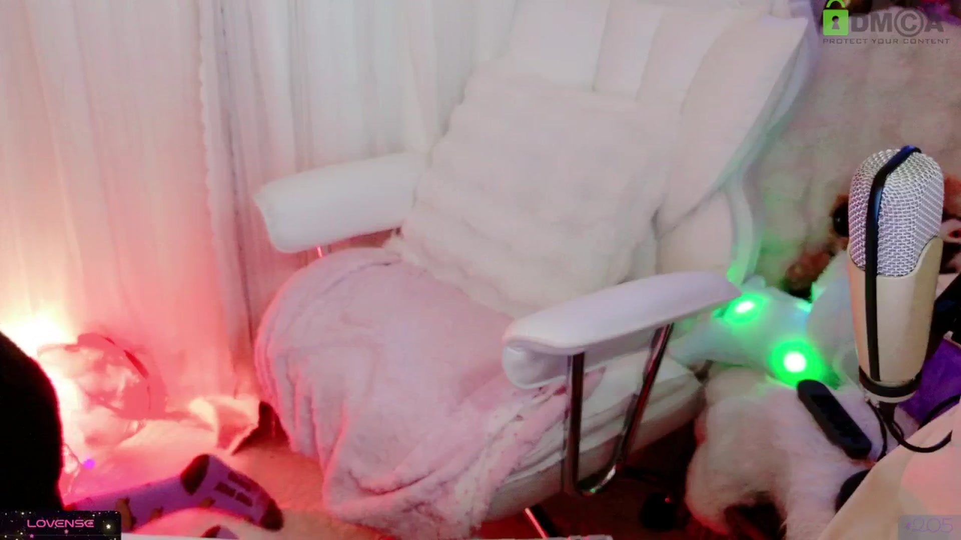 Gallery image thumbnail from meowpafupafu's myfreecams stream on, 04/27/2025, 09:37 image 14 of 20