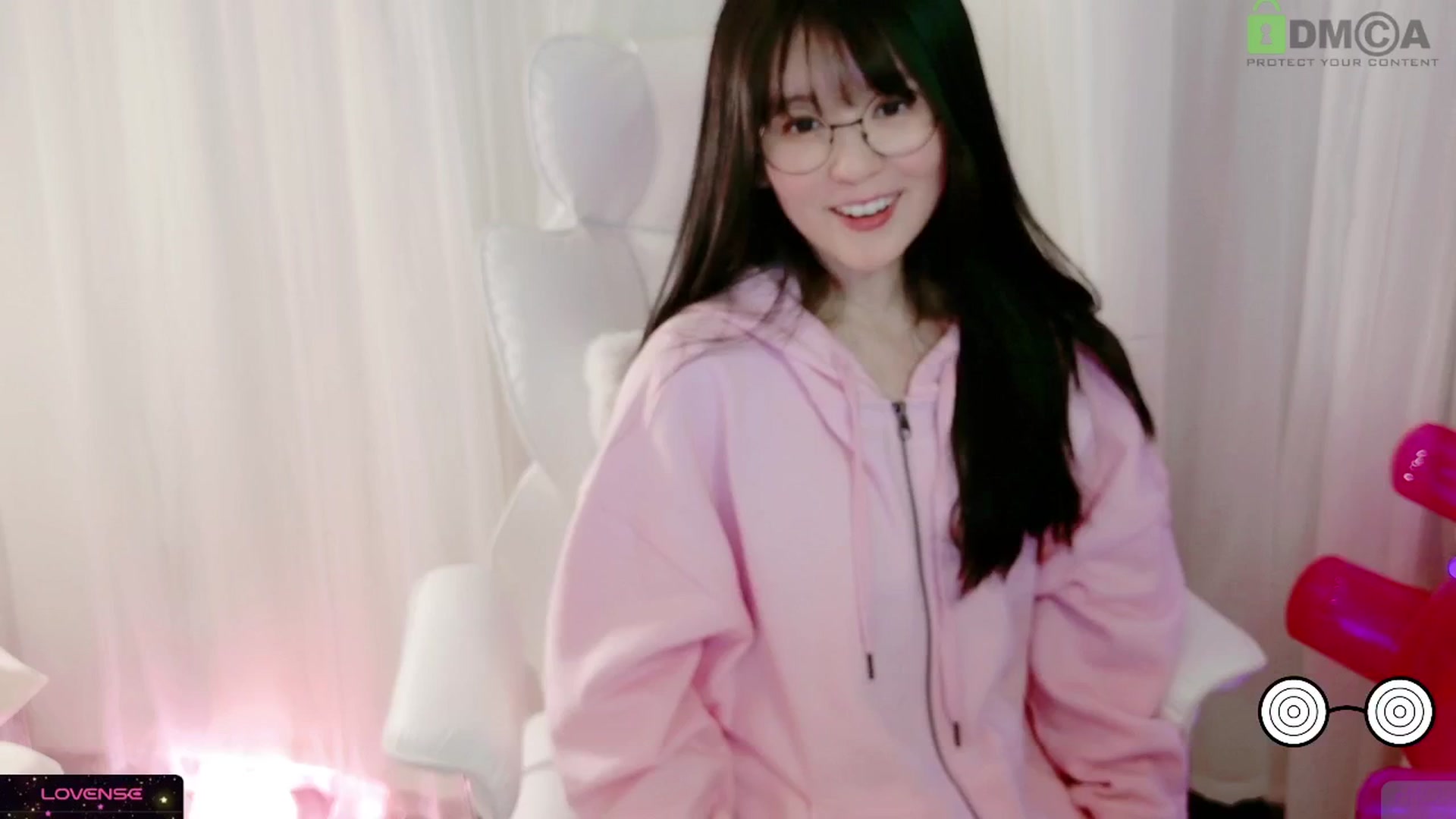 Gallery image thumbnail from meowpafupafu's myfreecams stream on, 05/03/2025, 06:51 image 11 of 20