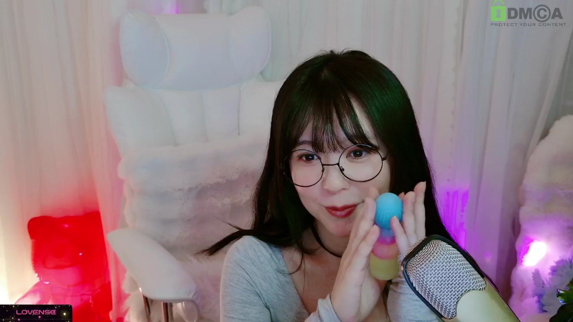 Gallery image thumbnail from meowpafupafu's myfreecams stream on, 05/15/2025, 07:11 image 6 of 20