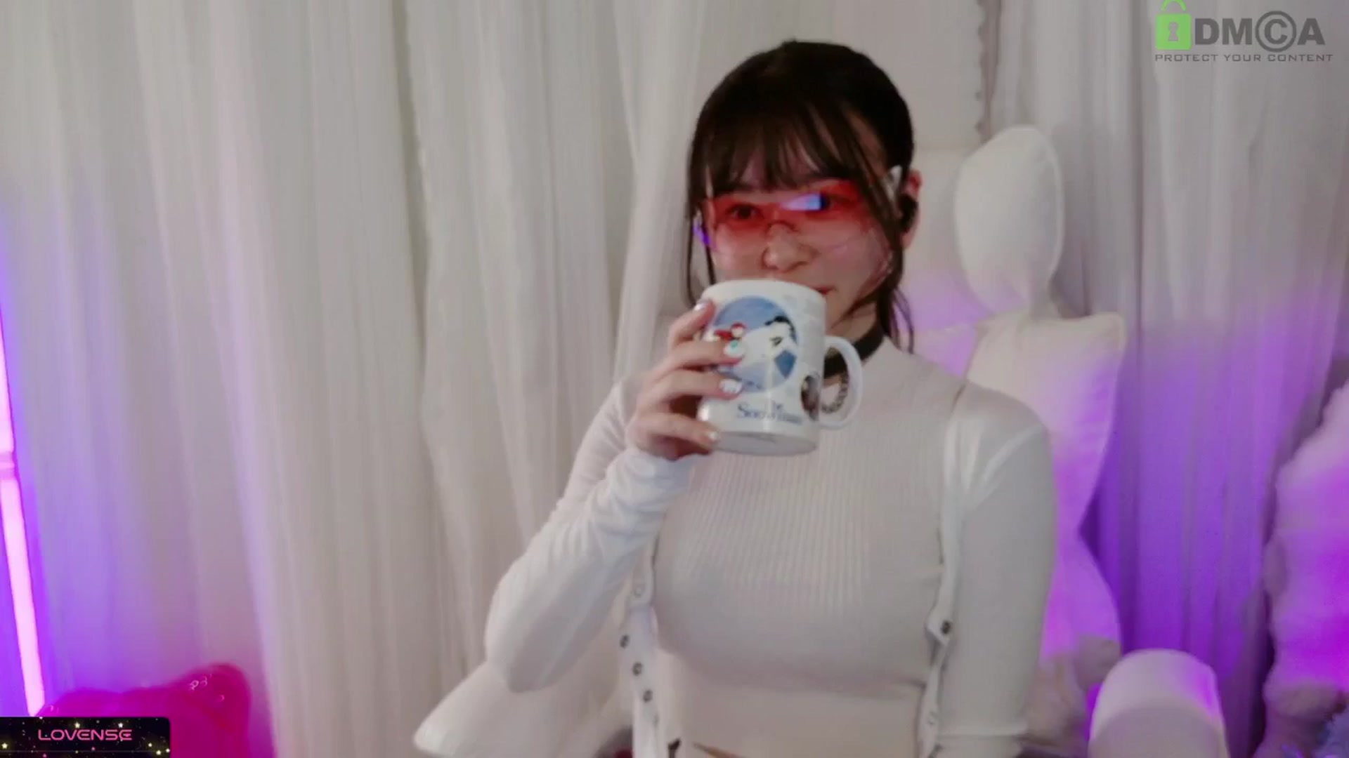 Gallery image thumbnail from meowpafupafu's myfreecams stream on, 05/17/2025, 05:43 image 8 of 20