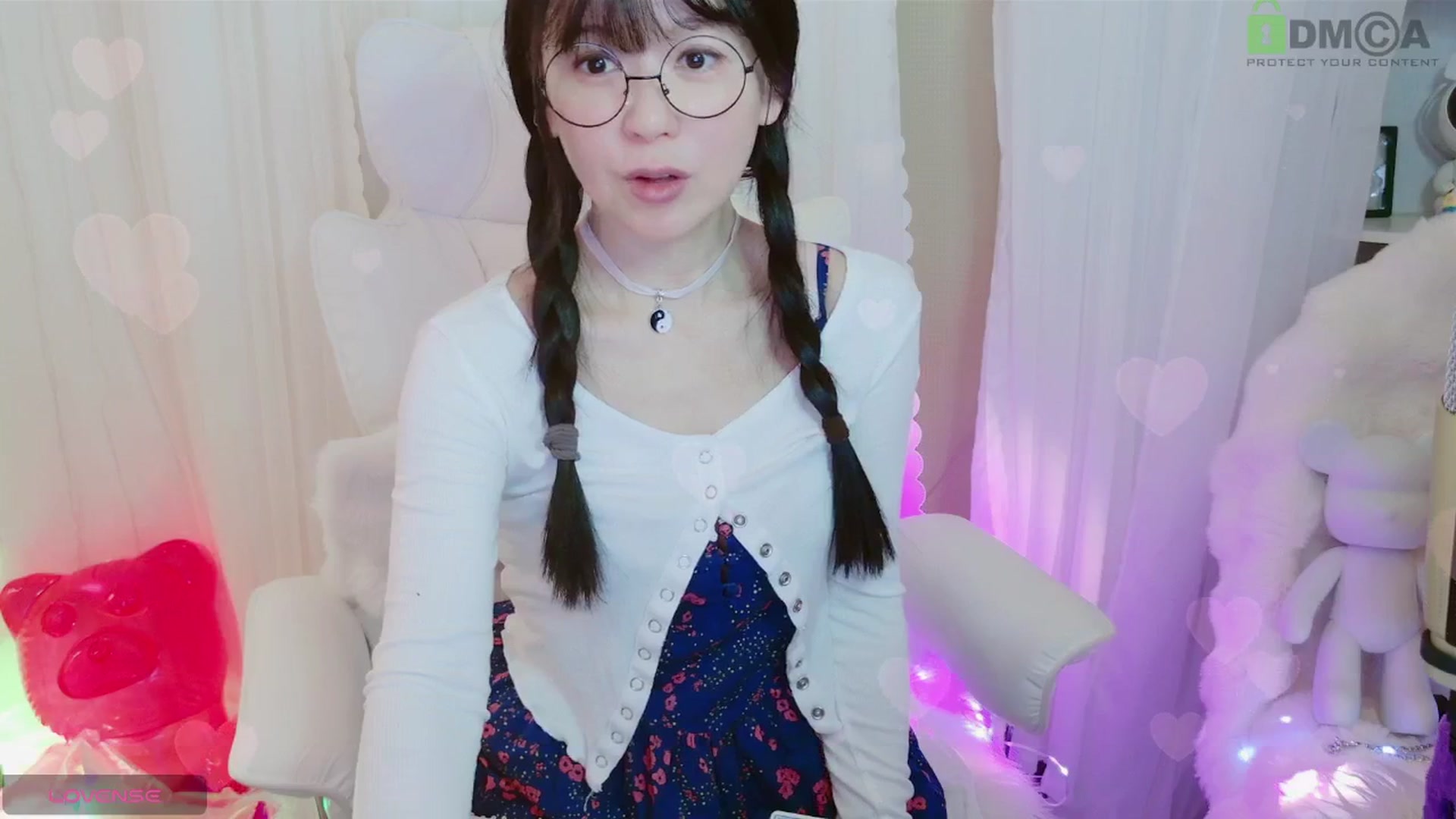 Gallery image thumbnail from meowpafupafu's myfreecams stream on, 06/07/2025, 06:36 image 7 of 20