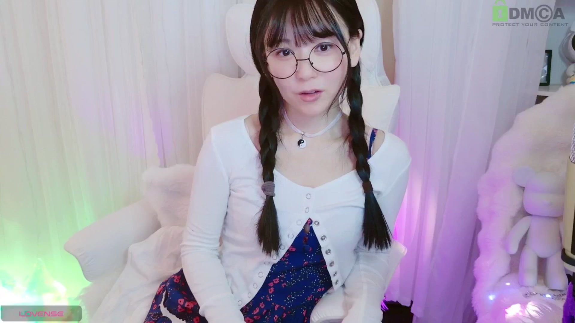 Gallery image thumbnail from meowpafupafu's myfreecams stream on, 06/07/2025, 06:36 image 15 of 20