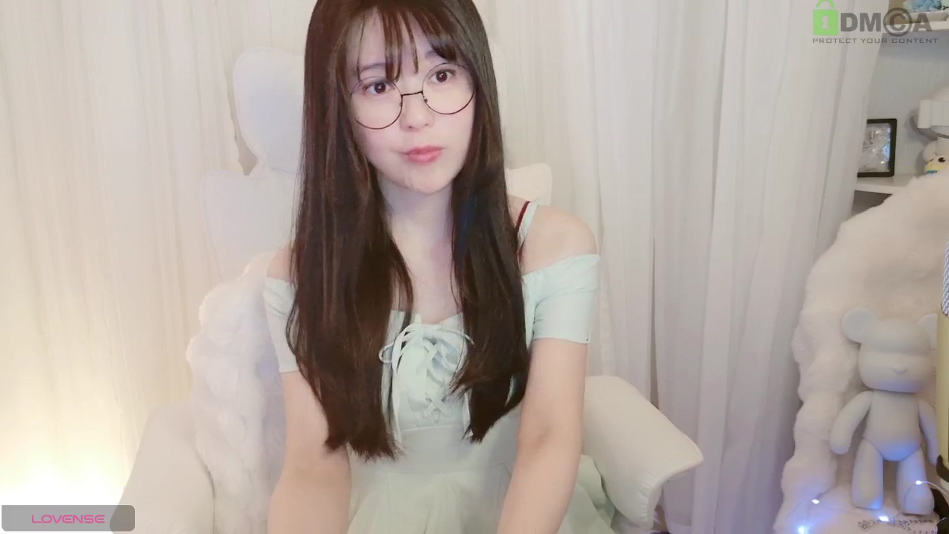 Gallery image thumbnail from meowpafupafu's myfreecams stream on, 06/08/2025, 04:48 image 19 of 20