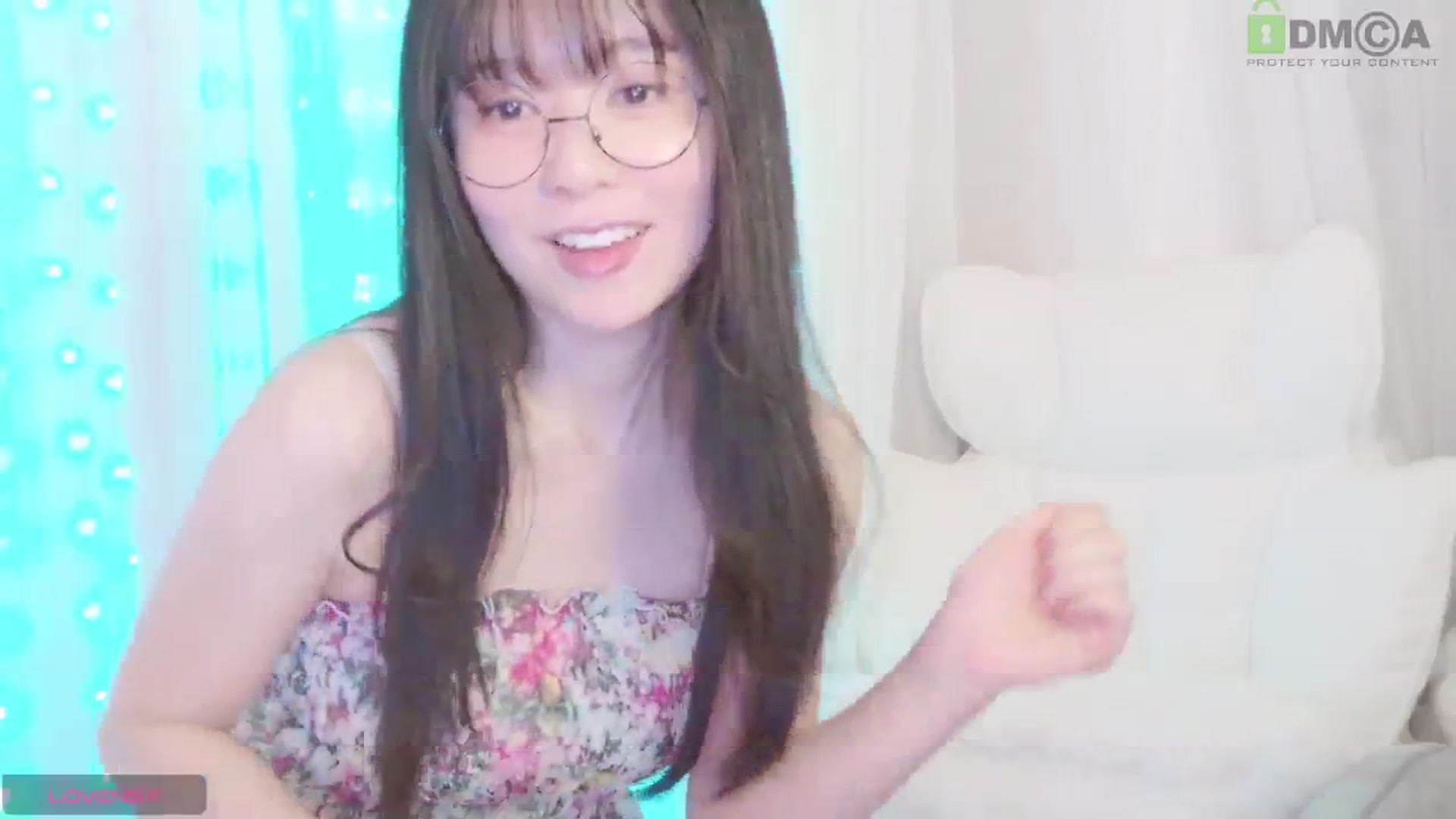 Gallery image thumbnail from meowpafupafu's myfreecams stream on, 06/13/2025, 07:05 image 15 of 20