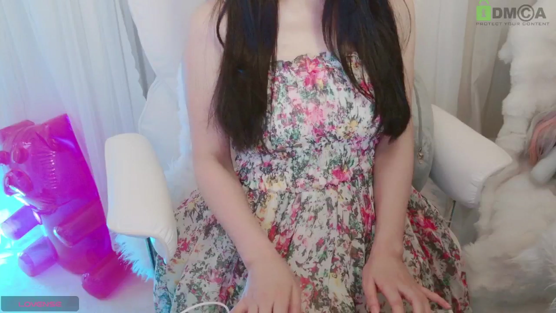 Gallery image thumbnail from meowpafupafu's myfreecams stream on, 06/13/2025, 07:05 image 6 of 20