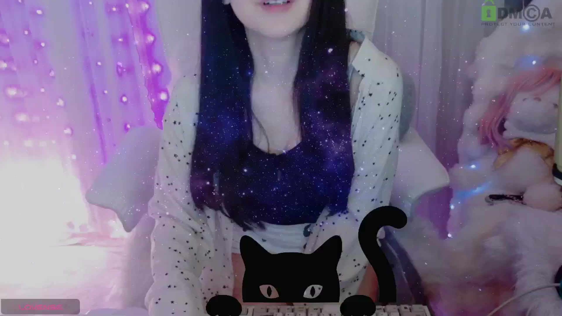 Gallery image thumbnail from meowpafupafu's myfreecams stream on, 06/15/2025, 07:33 image 2 of 20
