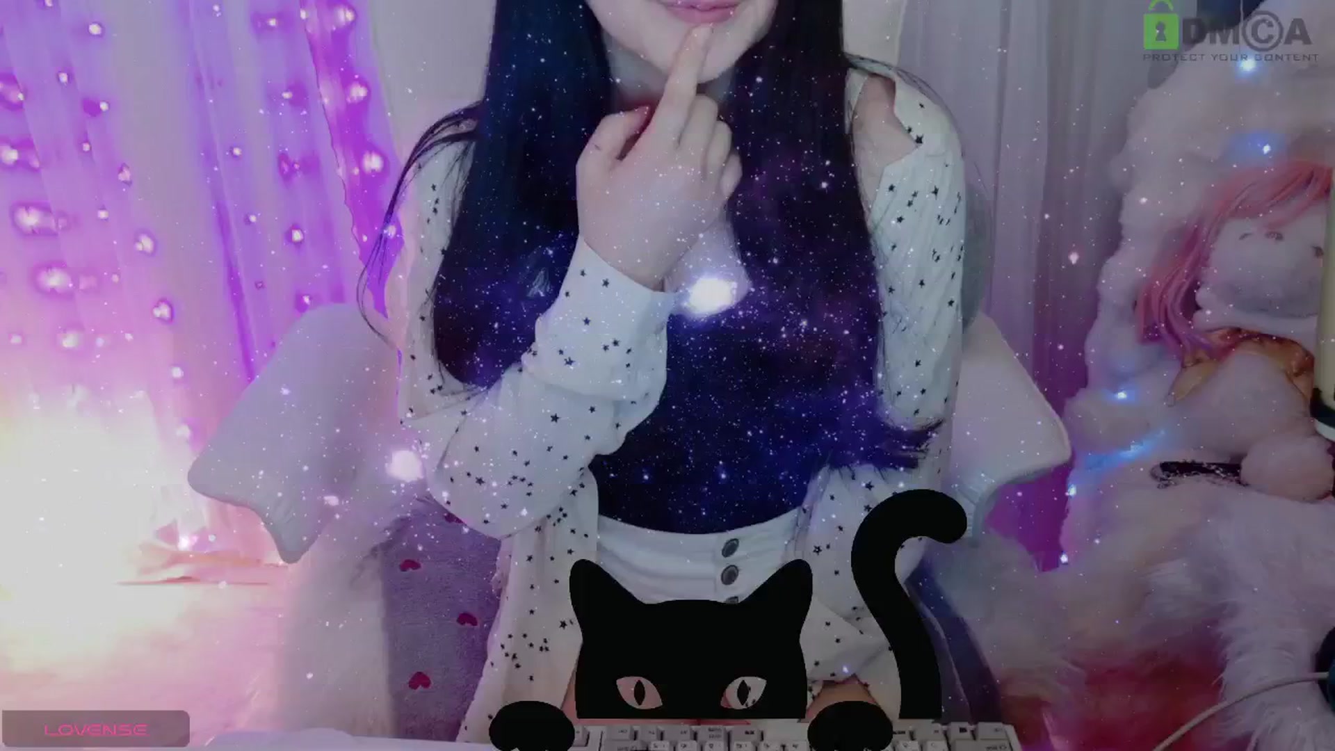 Gallery image thumbnail from meowpafupafu's myfreecams stream on, 06/15/2025, 07:33 image 1 of 20