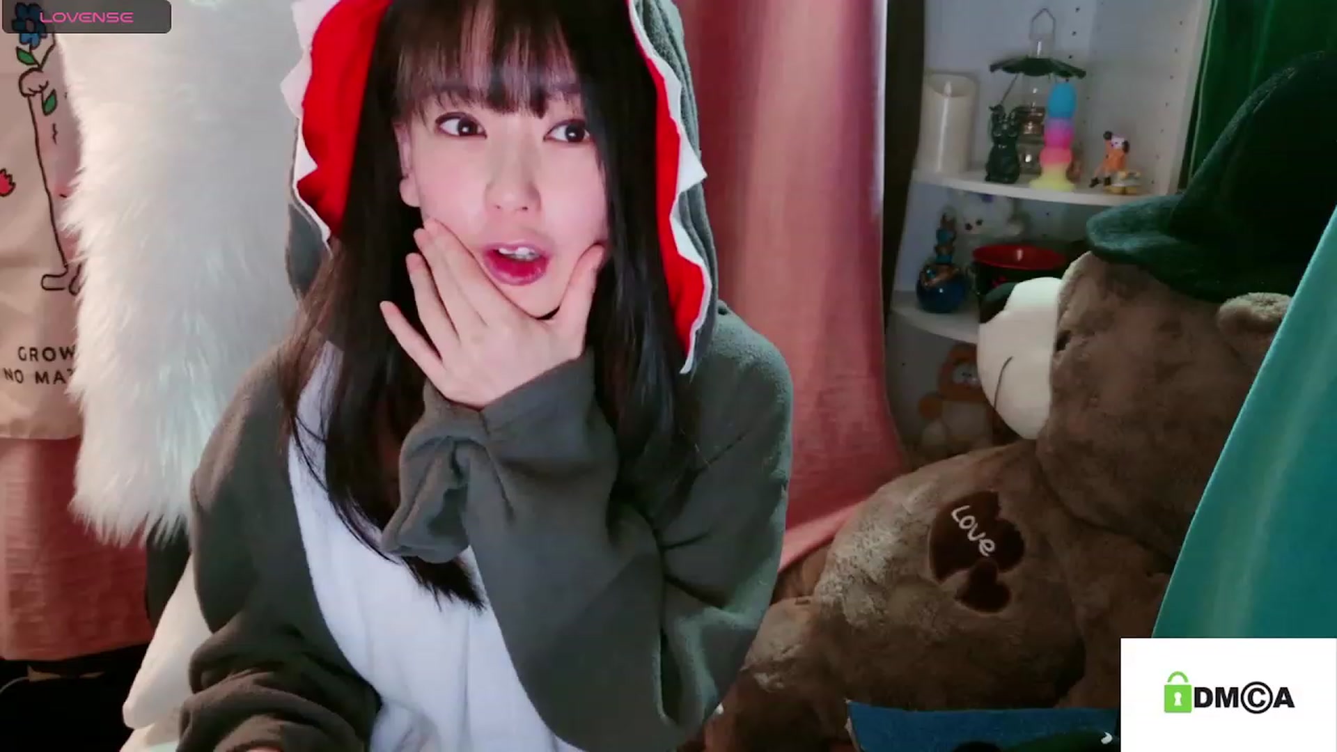 Gallery image thumbnail from meows's myfreecams stream on, 10/21/2023, 05:51 image 2 of 20