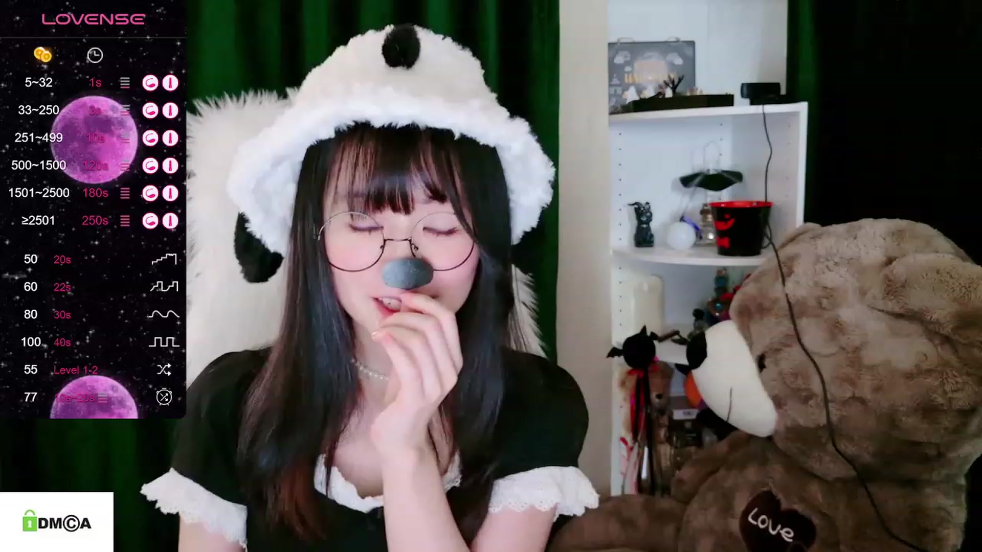 Gallery image thumbnail from meows's myfreecams stream on, 11/05/2023, 06:19 image 18 of 20