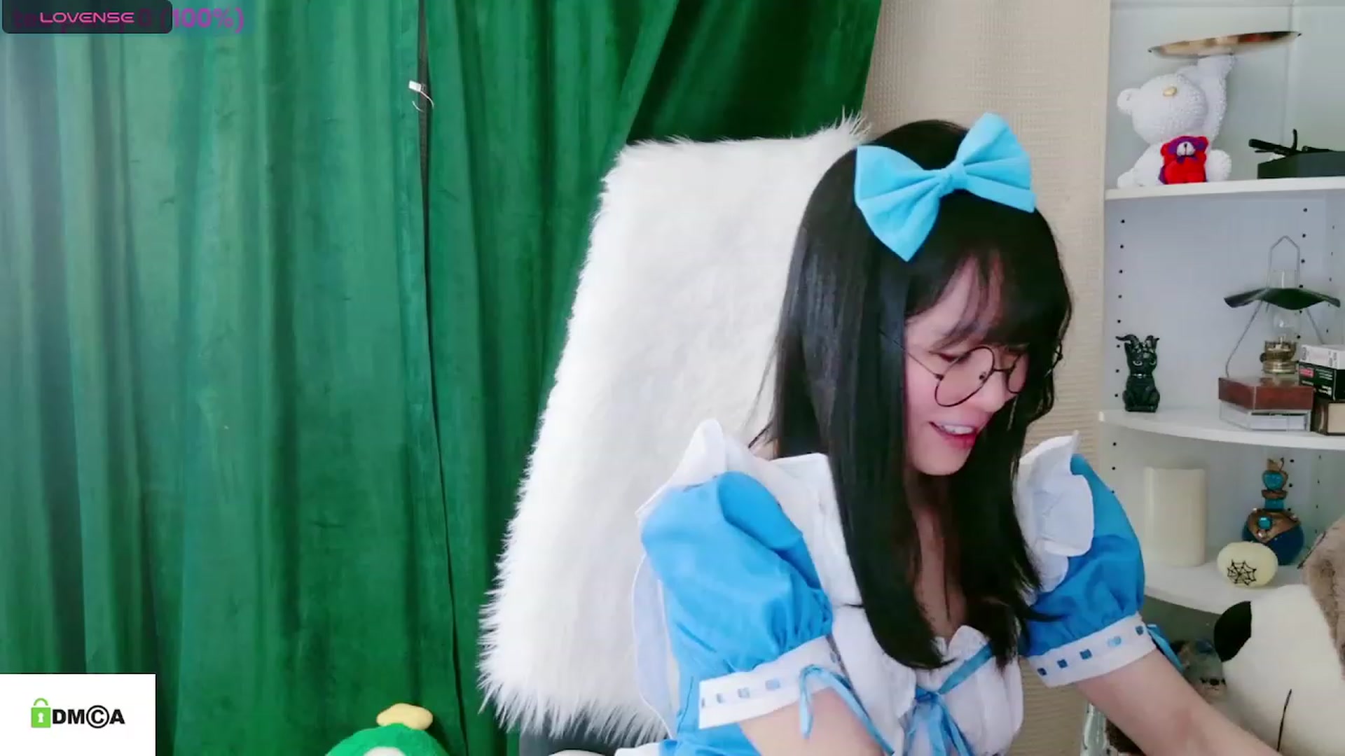 Gallery image thumbnail from meows's myfreecams stream on, 11/18/2023, 06:04 image 11 of 20