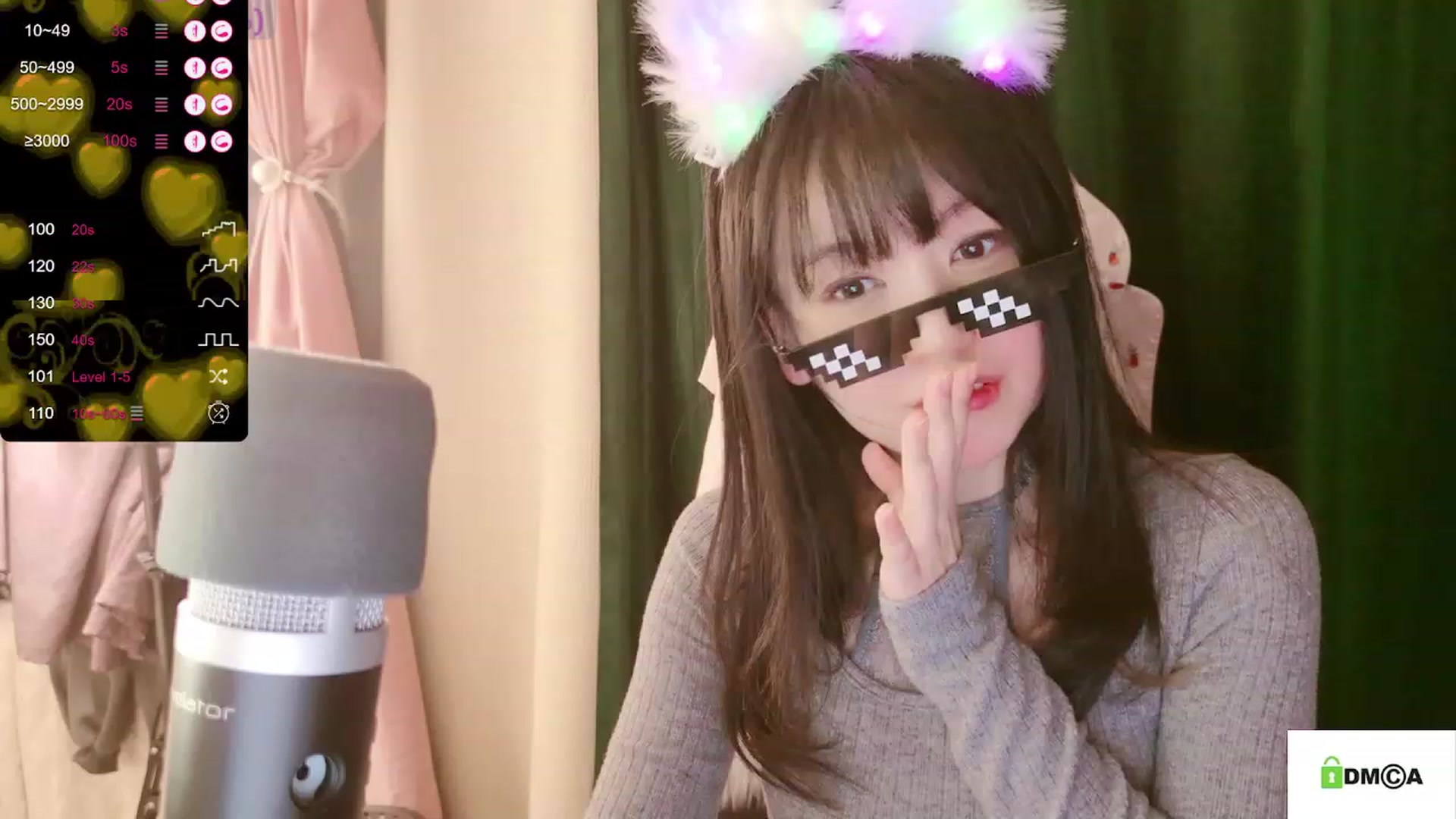 Gallery image thumbnail from meows's myfreecams stream on, 11/19/2023, 07:16 image 15 of 20