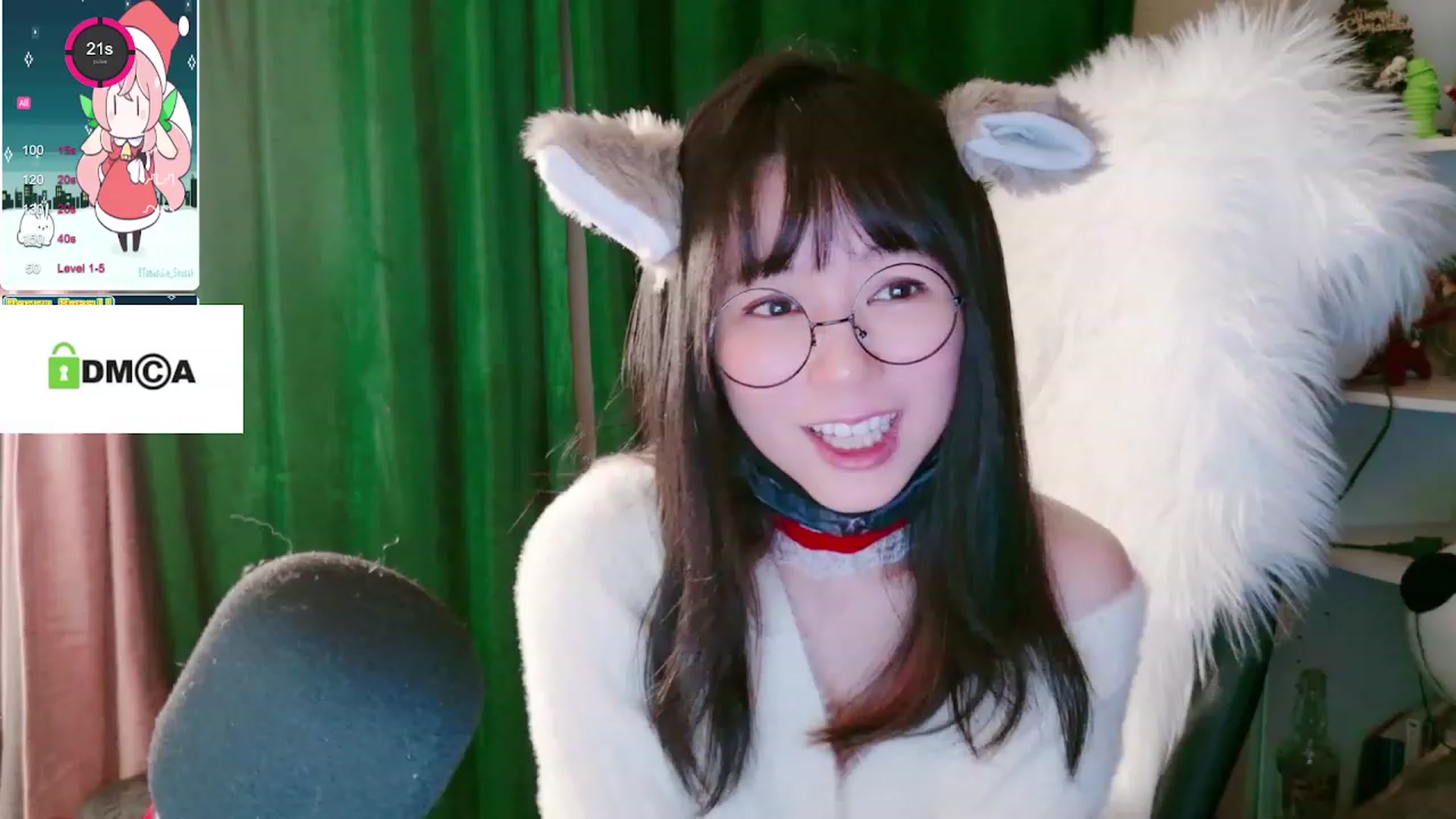 Gallery image thumbnail from meows's myfreecams stream on, 12/03/2023, 06:45 image 3 of 20