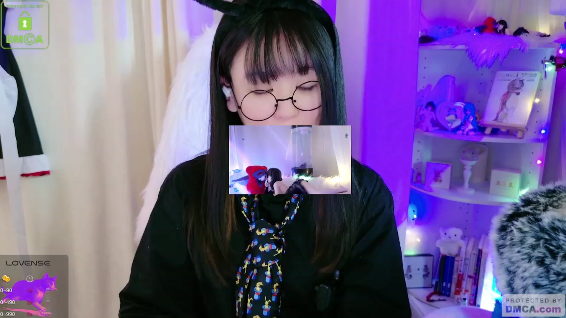 Gallery image thumbnail from meows's myfreecams stream on, 02/11/2024, 06:09 image 9 of 20
