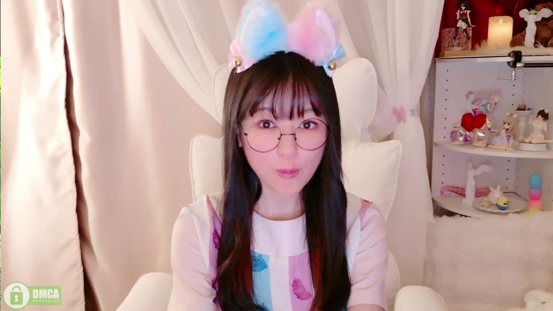 Gallery image thumbnail from meows's myfreecams stream on, 03/17/2024, 06:09 image 18 of 20