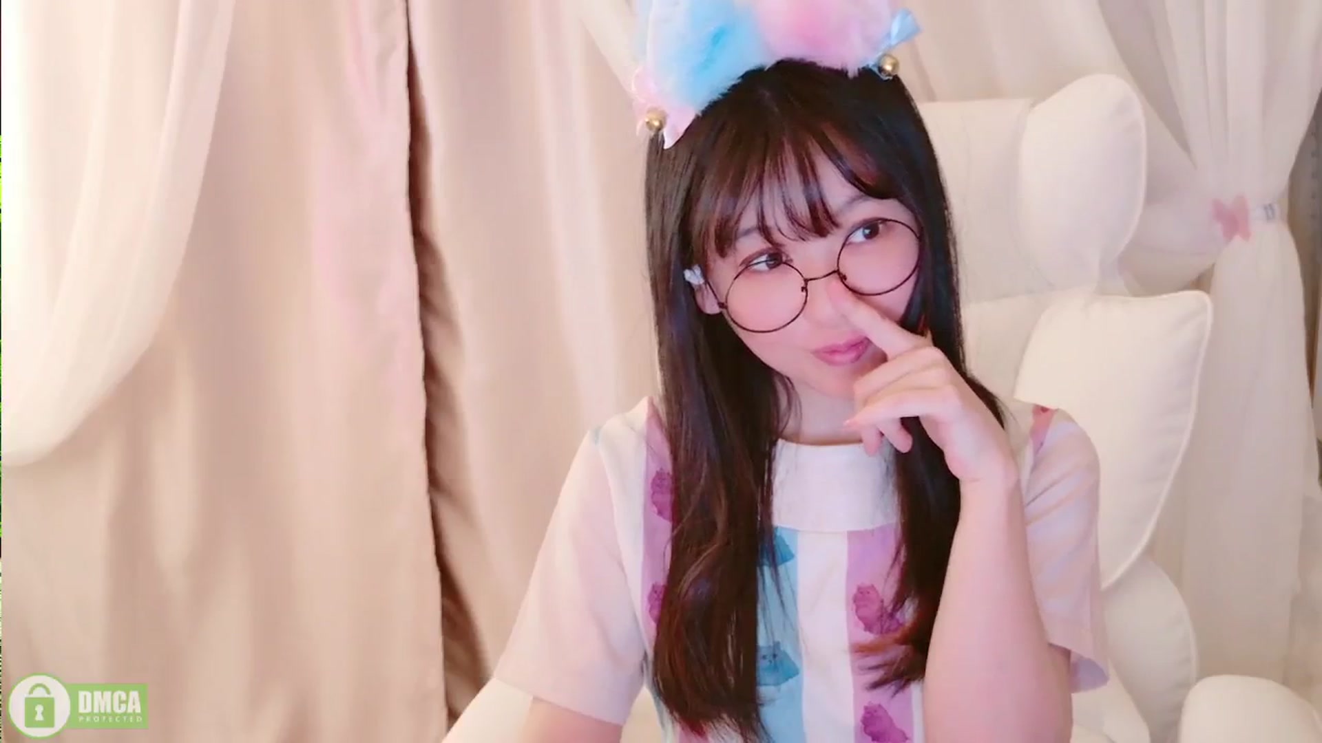 Gallery image thumbnail from meows's myfreecams stream on, 03/17/2024, 06:41 image 5 of 20