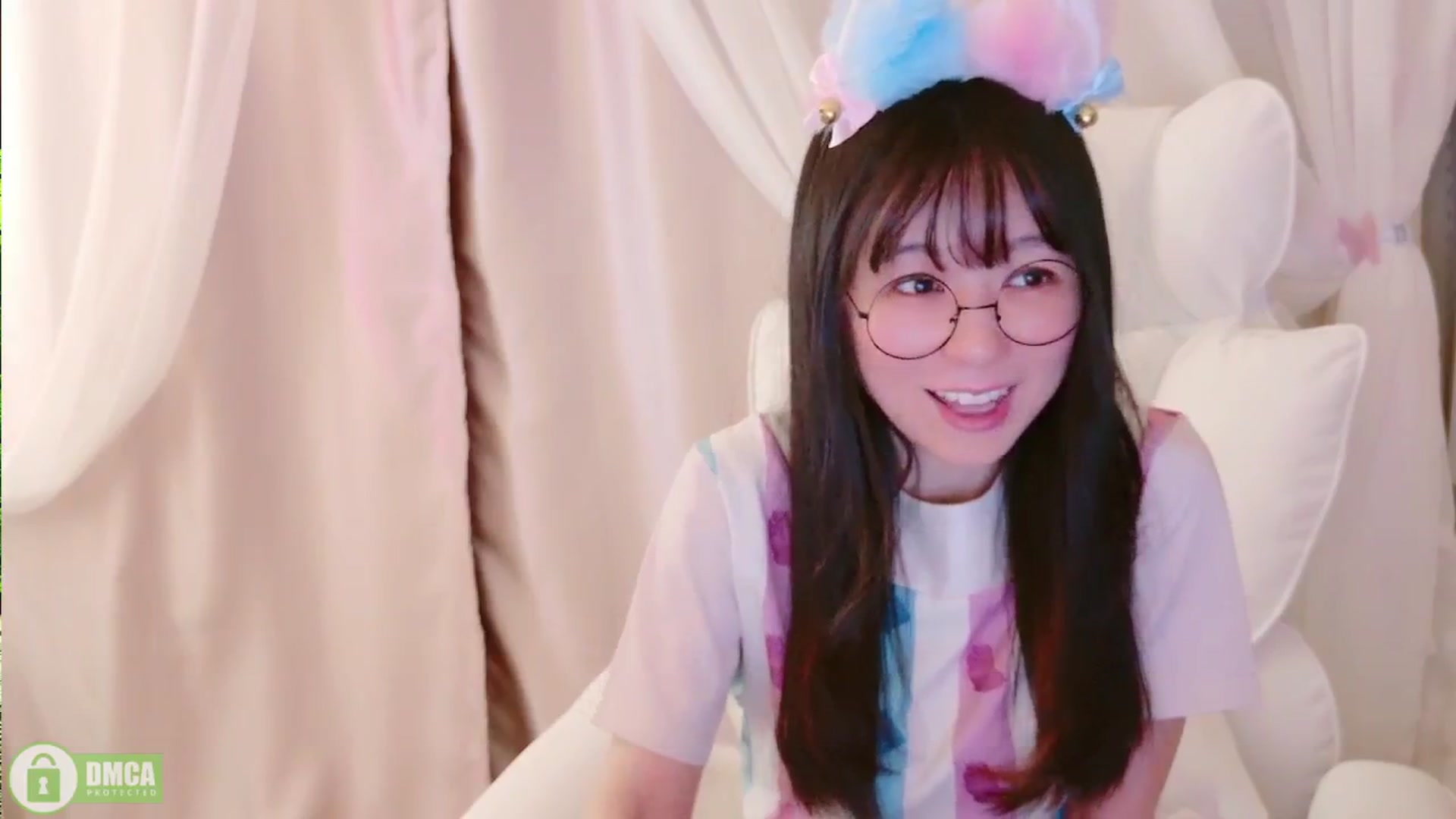 Gallery image thumbnail from meows's myfreecams stream on, 03/17/2024, 06:41 image 4 of 20