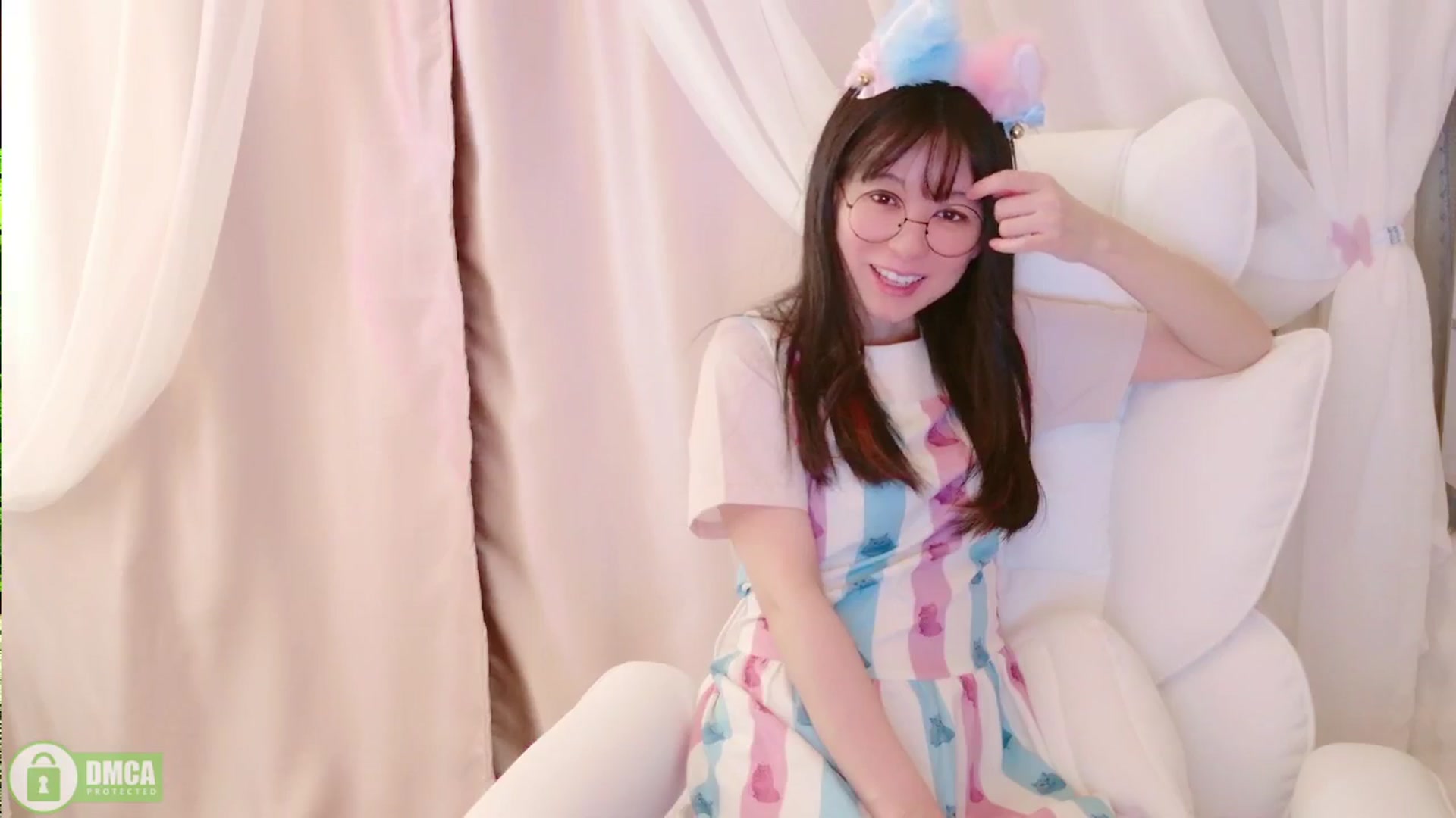 Gallery image thumbnail from meows's myfreecams stream on, 03/17/2024, 06:41 image 13 of 20