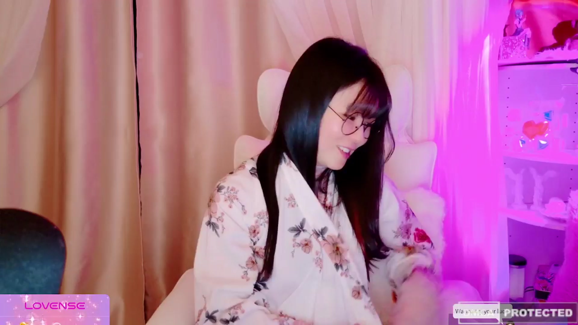Gallery image thumbnail from meows's myfreecams stream on, 03/21/2024, 05:17 image 11 of 20