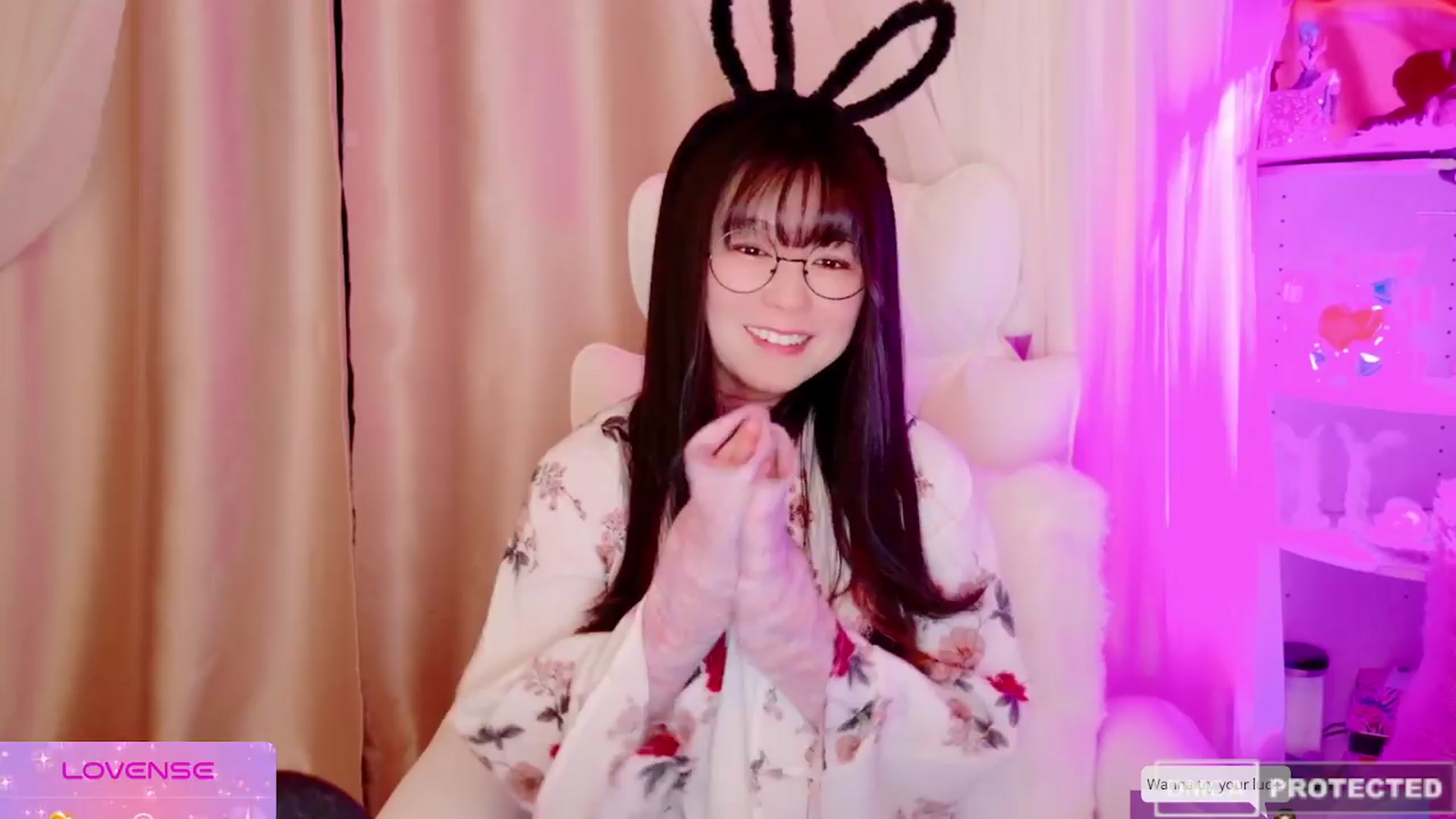 Gallery image thumbnail from meows's myfreecams stream on, 03/21/2024, 05:17 image 13 of 20