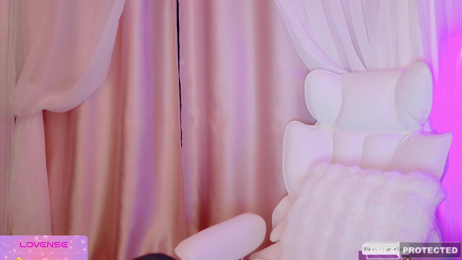 Gallery image thumbnail from meows's myfreecams stream on, 03/21/2024, 05:17 image 17 of 20