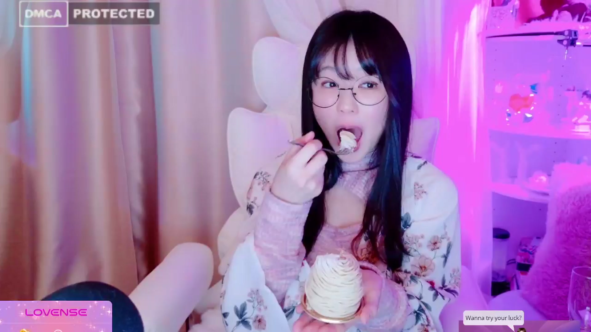 Gallery image thumbnail from meows's myfreecams stream on, 03/21/2024, 06:10 image 1 of 20