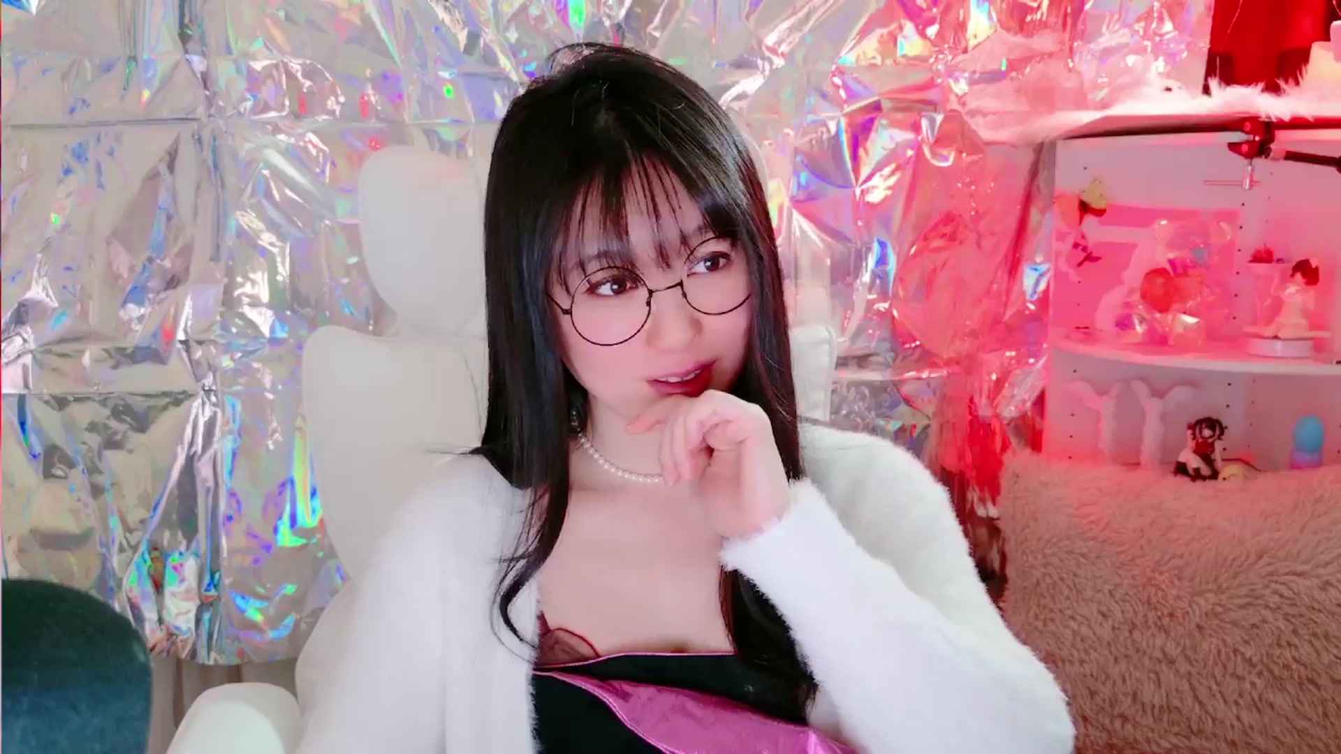 Gallery image thumbnail from meows's myfreecams stream on, 03/23/2024, 06:33 image 13 of 20