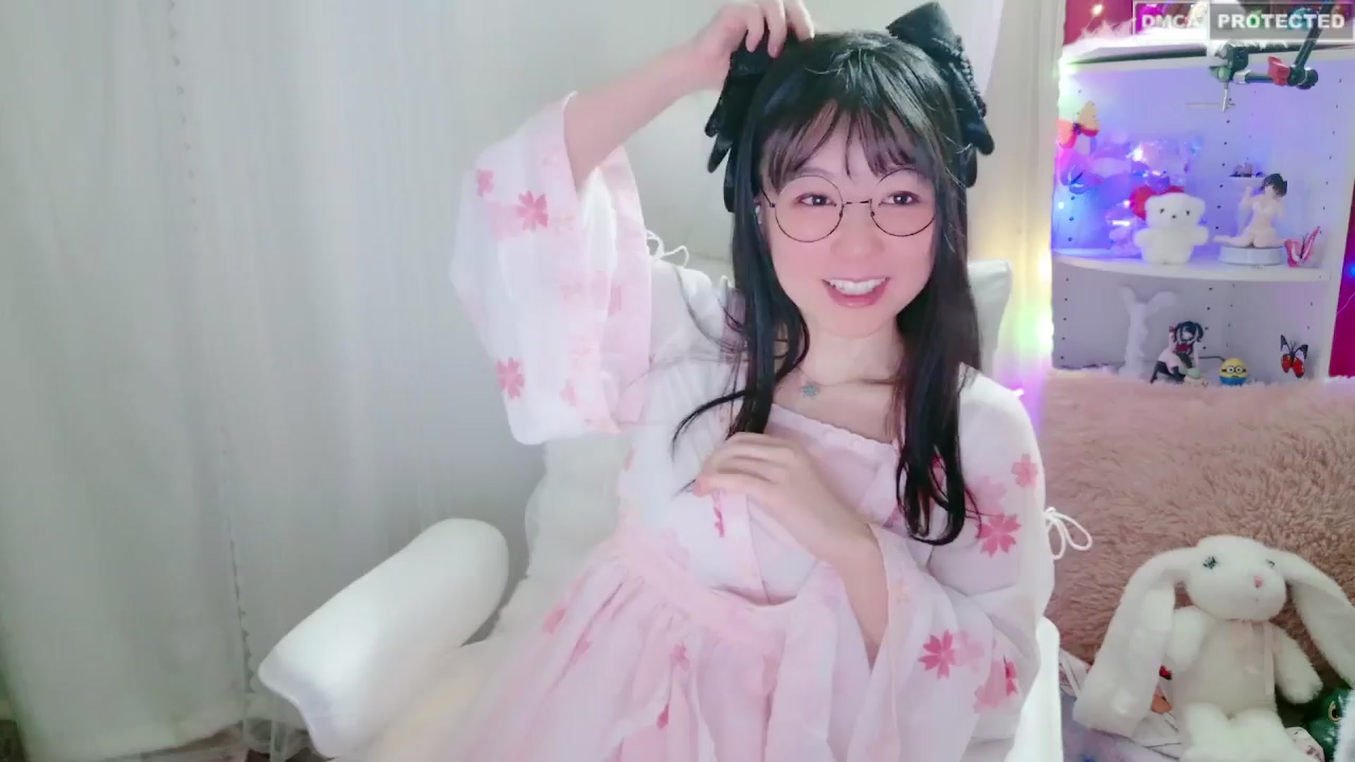 Gallery image thumbnail from meows's myfreecams stream on, 03/30/2024, 07:00 image 3 of 20