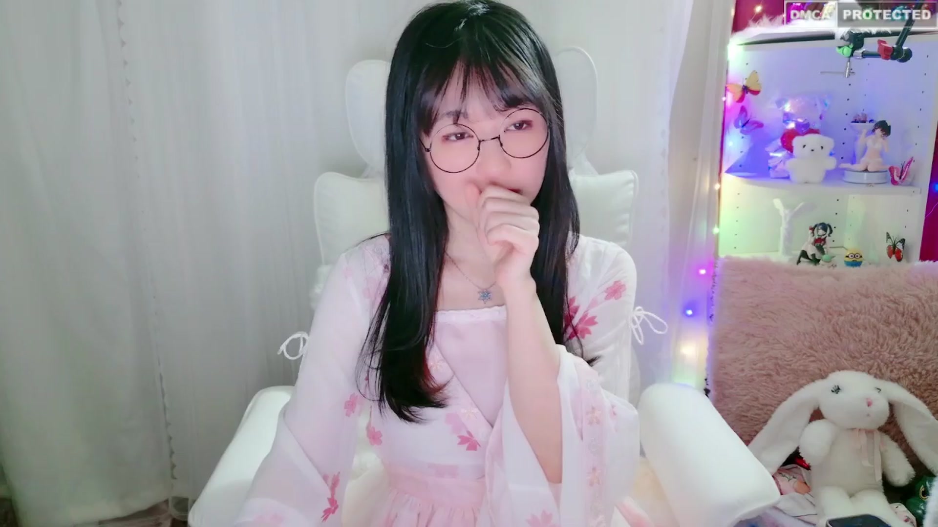 Gallery image thumbnail from meows's myfreecams stream on, 03/30/2024, 07:00 image 5 of 20