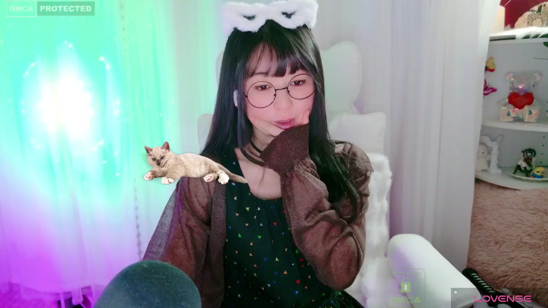 Gallery image thumbnail from meows's myfreecams stream on, 04/13/2024, 06:39 image 17 of 20