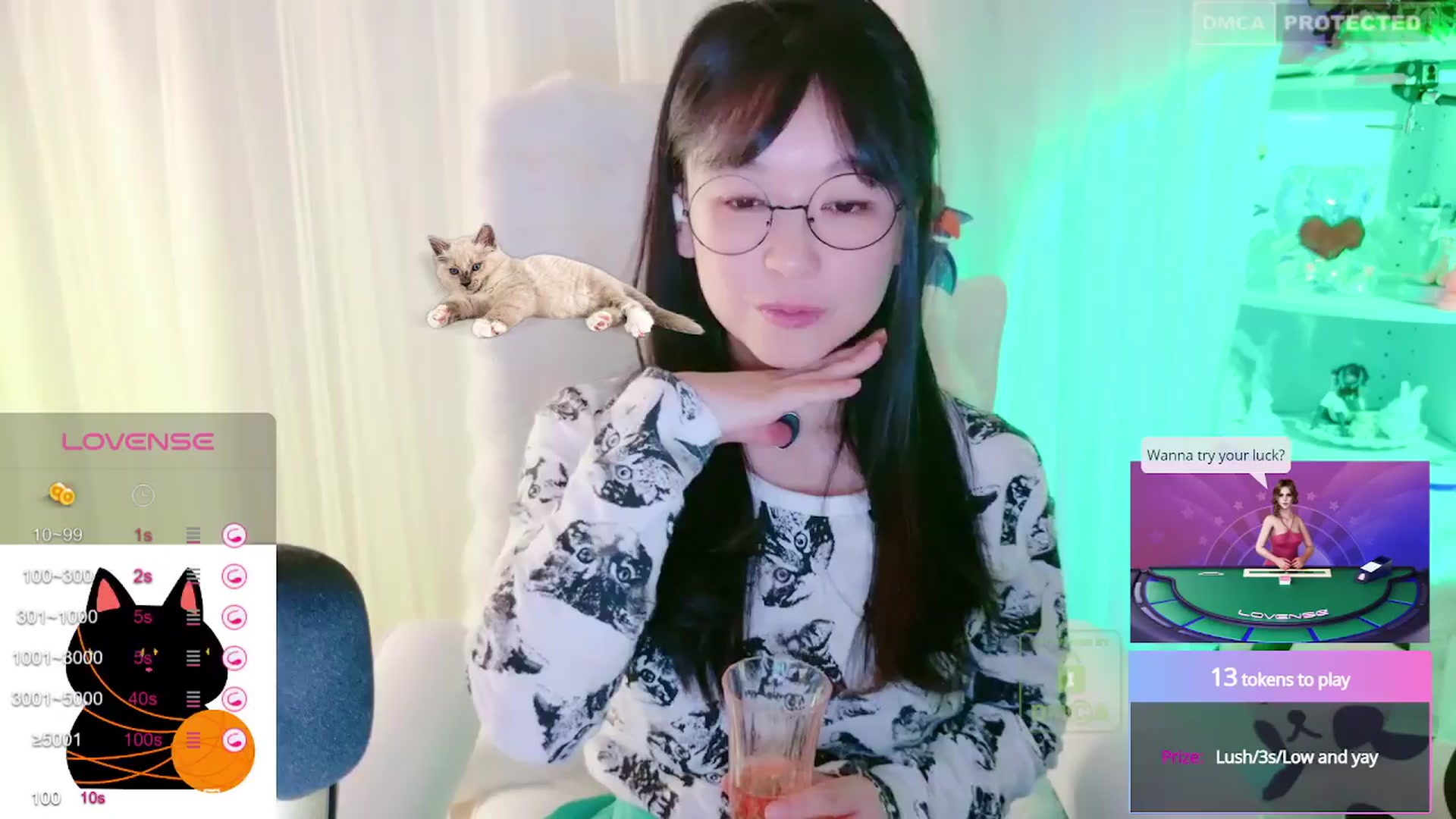 Gallery image thumbnail from meows's myfreecams stream on, 04/14/2024, 05:47 image 11 of 20