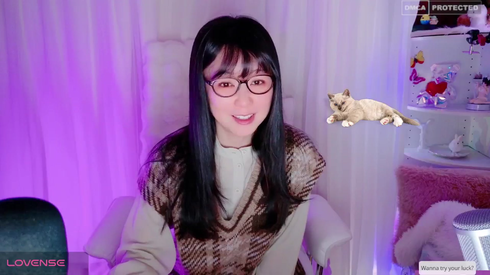 Gallery image thumbnail from meows's myfreecams stream on, 04/20/2024, 04:57 image 20 of 20