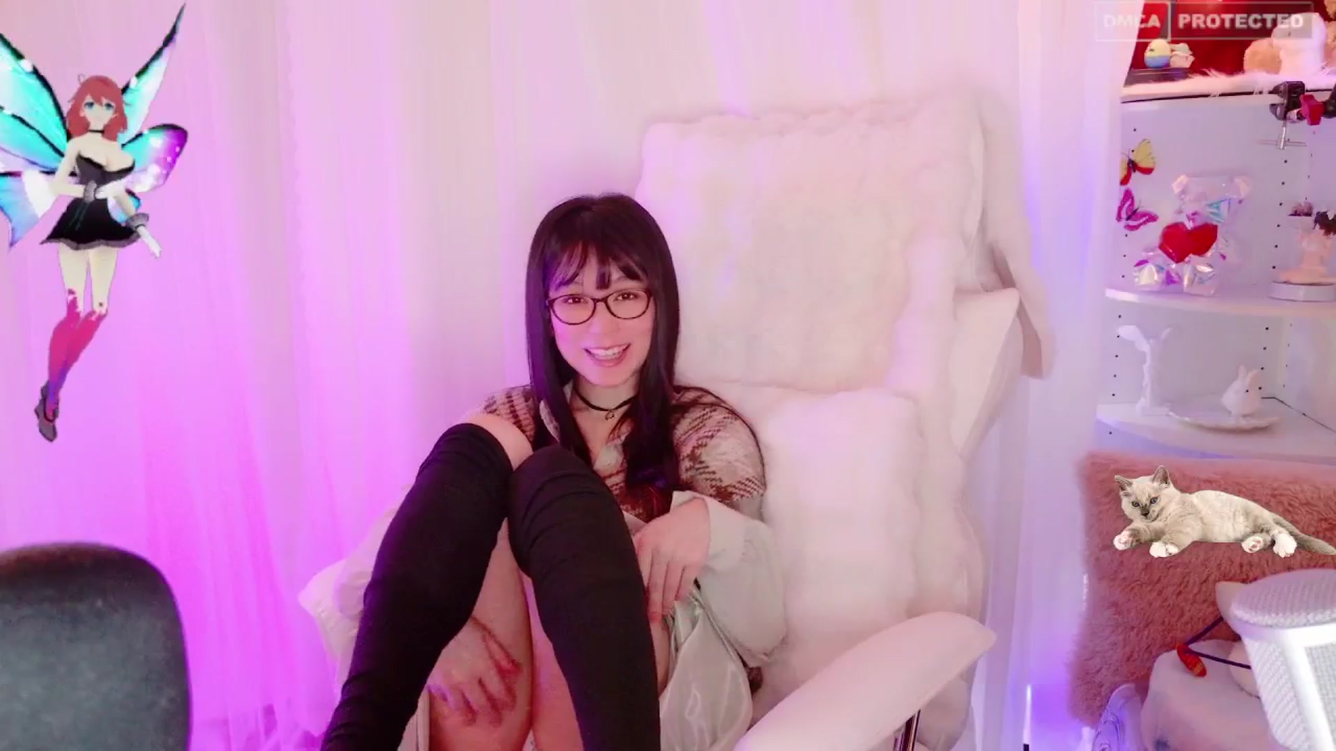 Gallery image thumbnail from meows's myfreecams stream on, 04/20/2024, 06:09 image 16 of 20