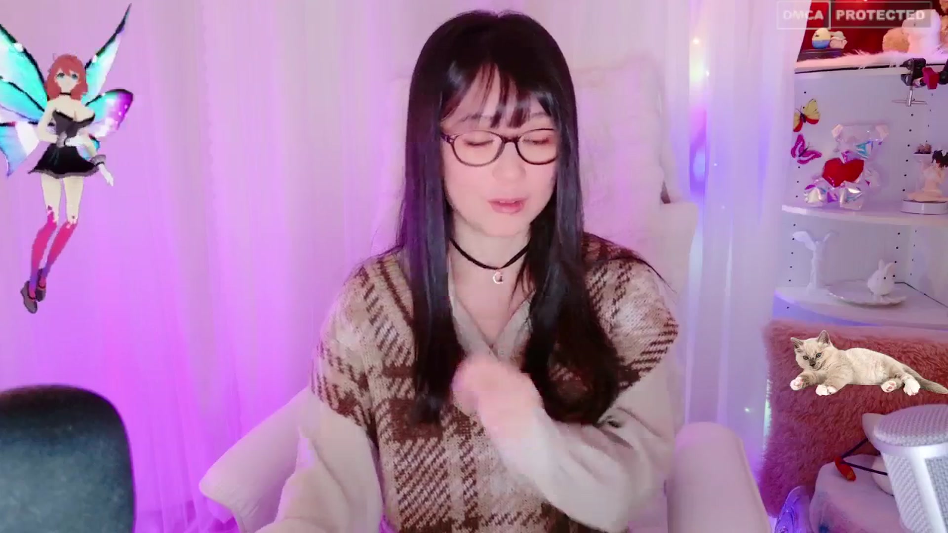Gallery image thumbnail from meows's myfreecams stream on, 04/20/2024, 06:09 image 9 of 20