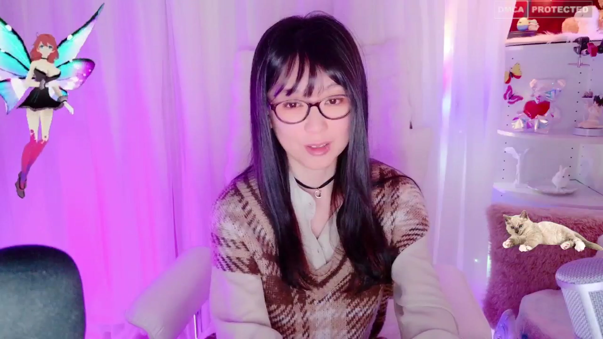 Gallery image thumbnail from meows's myfreecams stream on, 04/20/2024, 06:09 image 4 of 20