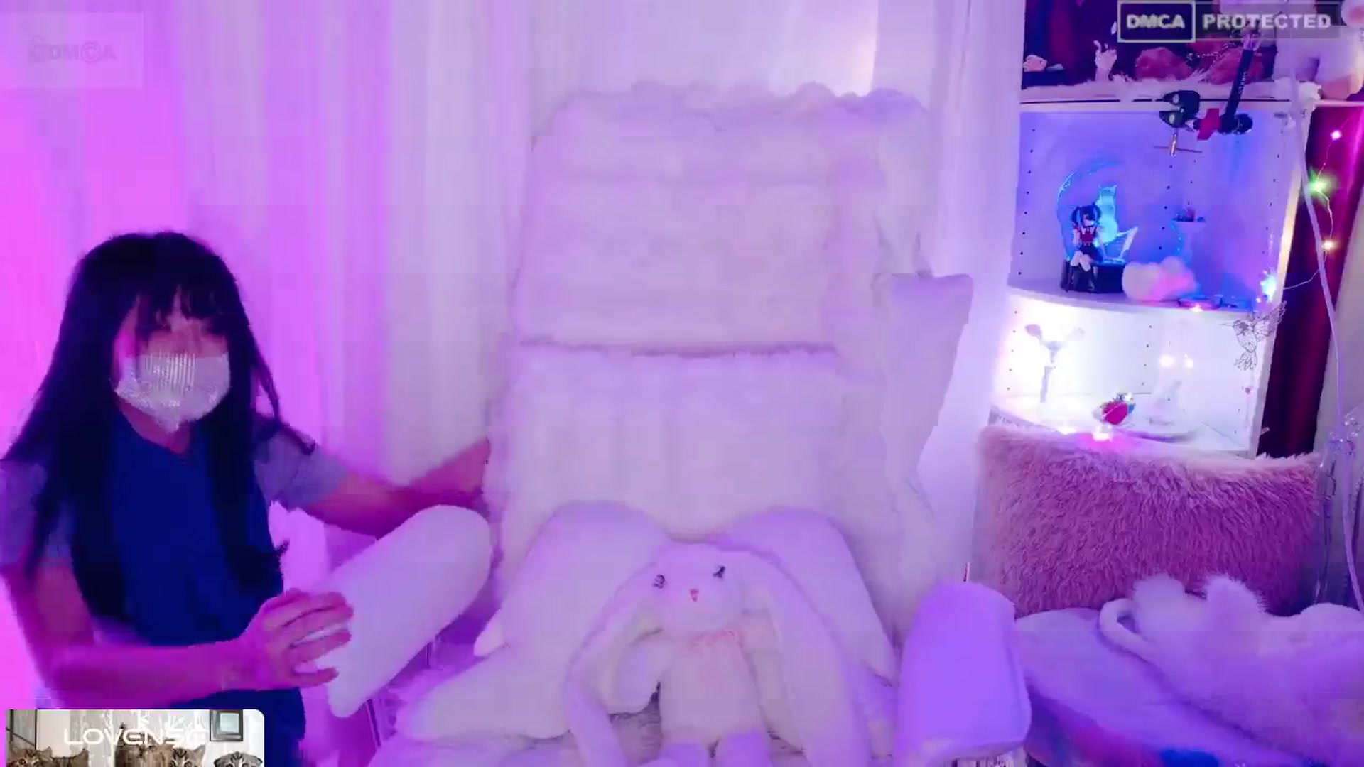 Gallery image thumbnail from meows's myfreecams stream on, 04/28/2024, 06:30 image 4 of 20