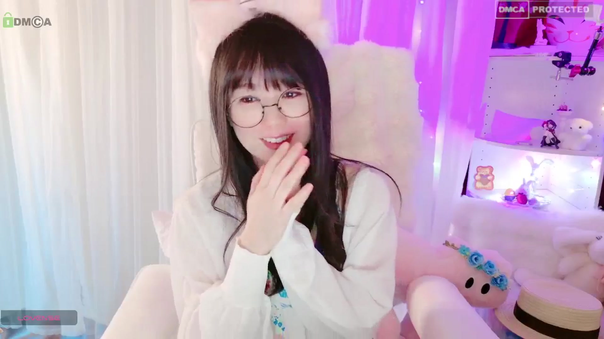 Gallery image thumbnail from meows's myfreecams stream on, 05/05/2024, 06:06 image 11 of 20