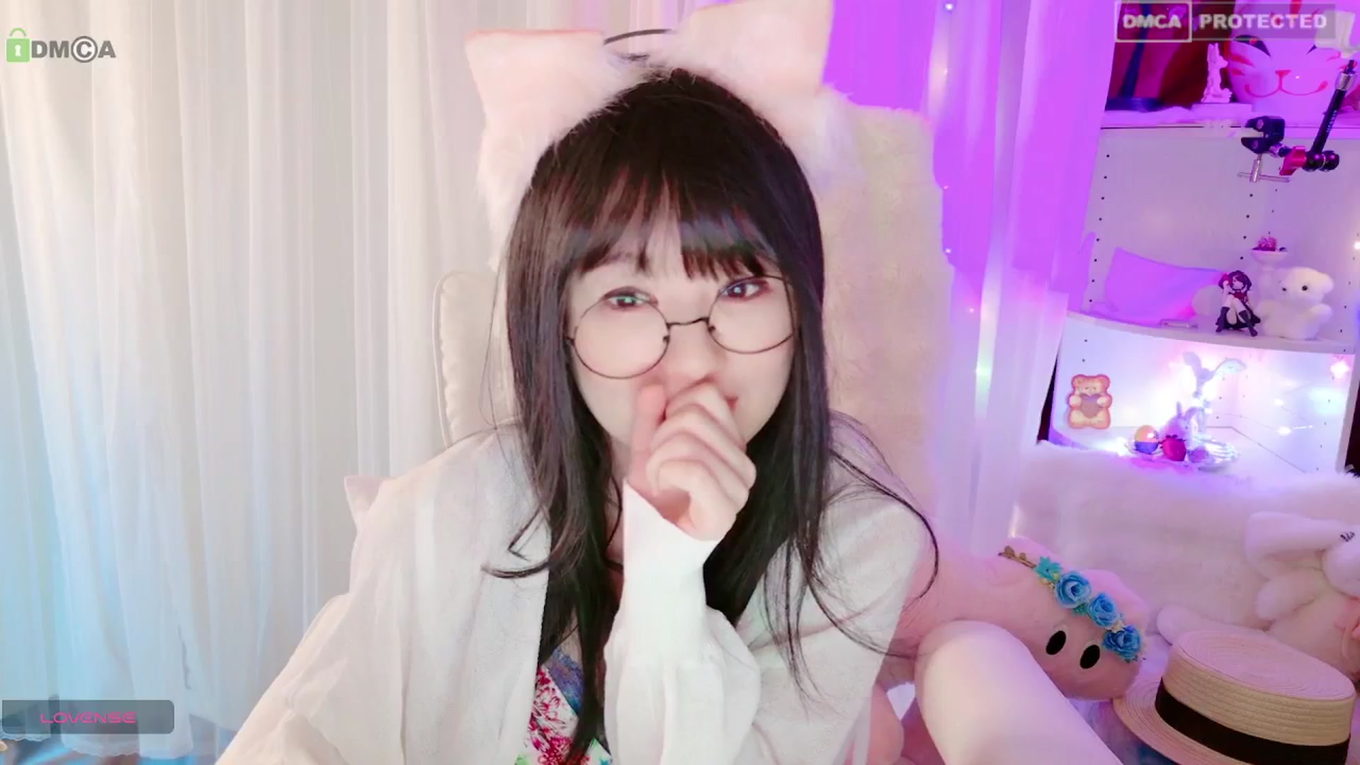 Gallery image thumbnail from meows's myfreecams stream on, 05/05/2024, 06:06 image 14 of 20